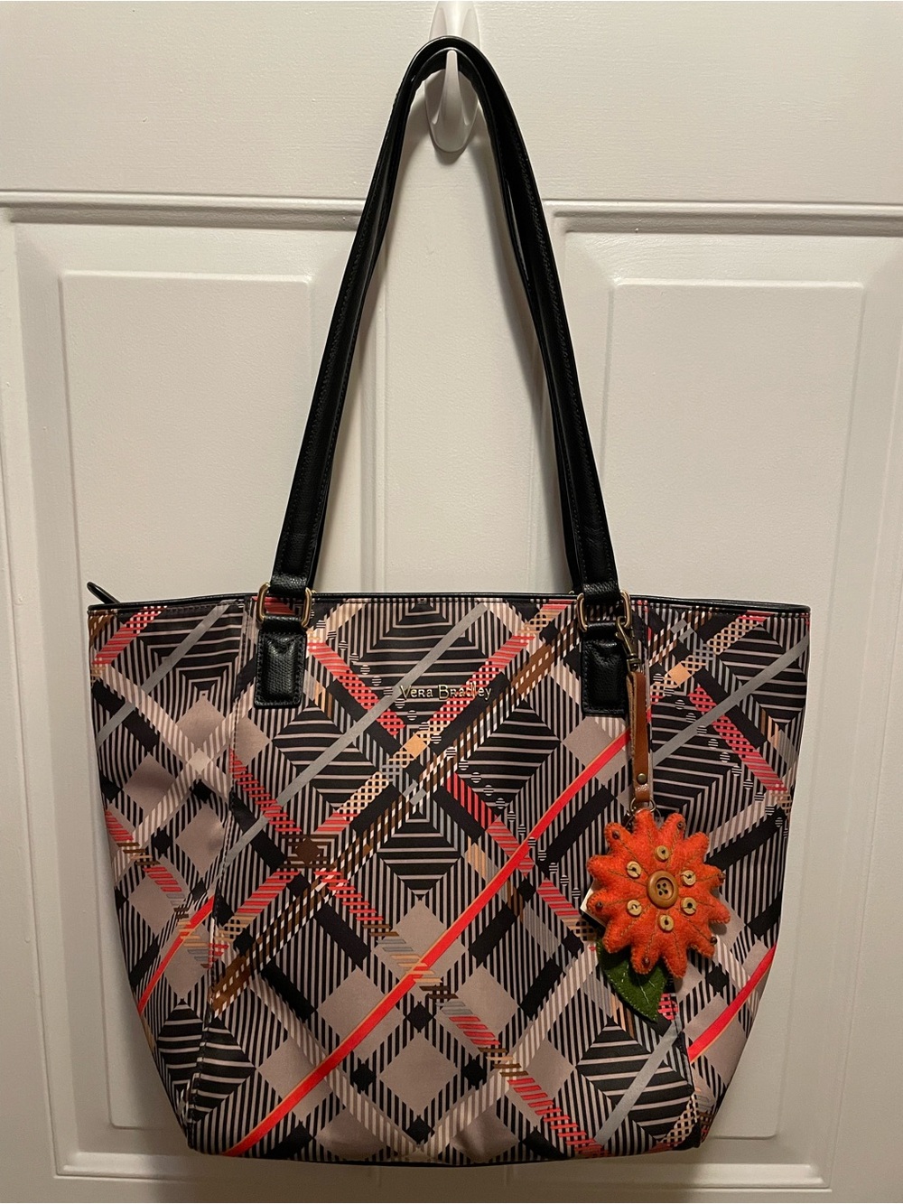 Vera Bradley Black Plaid nylon Tote Bag  nwot with bag charm